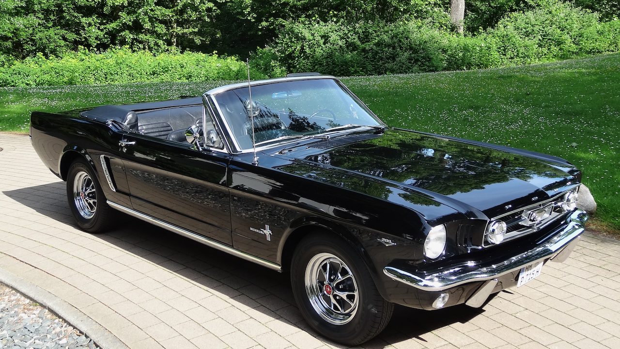 Ausfahrt mit dem Ford Mustang Oldtimer in die Holsteinische Schweiz